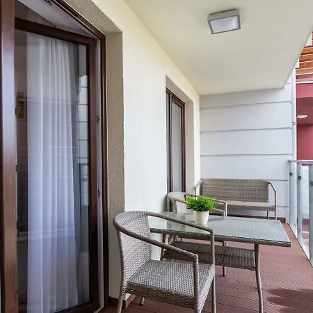 Апартаменты Vacationclub - Polanki Park Apartament E304 *